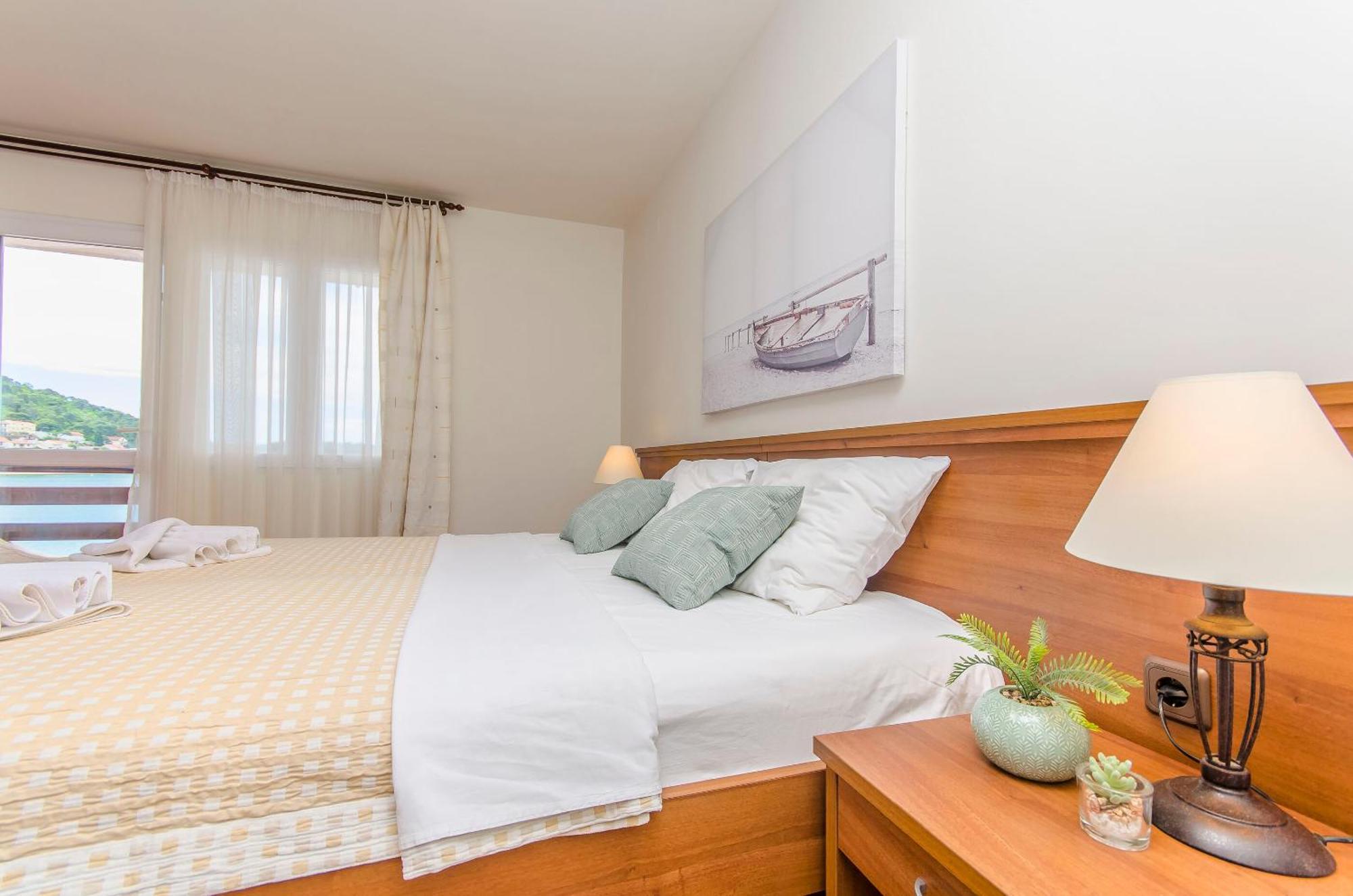 House Hotel Plava Laguna ティスノ エクステリア 写真