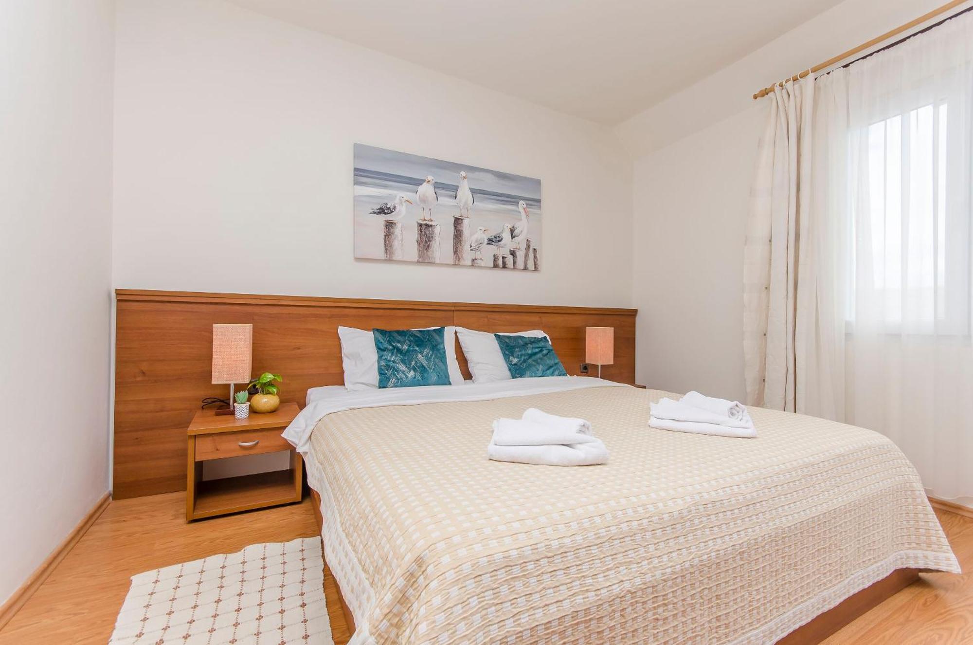 House Hotel Plava Laguna ティスノ エクステリア 写真