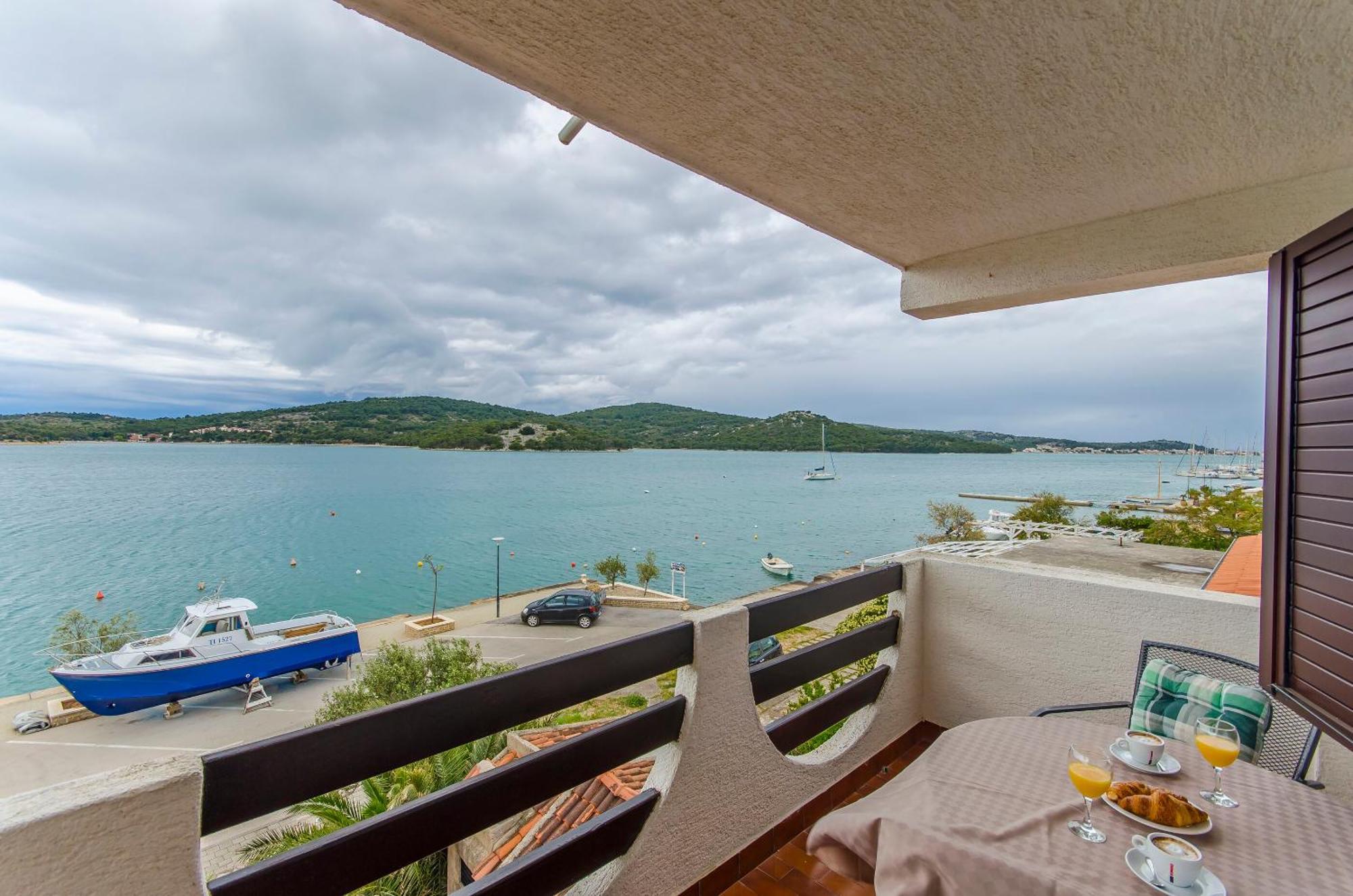 House Hotel Plava Laguna ティスノ 部屋 写真